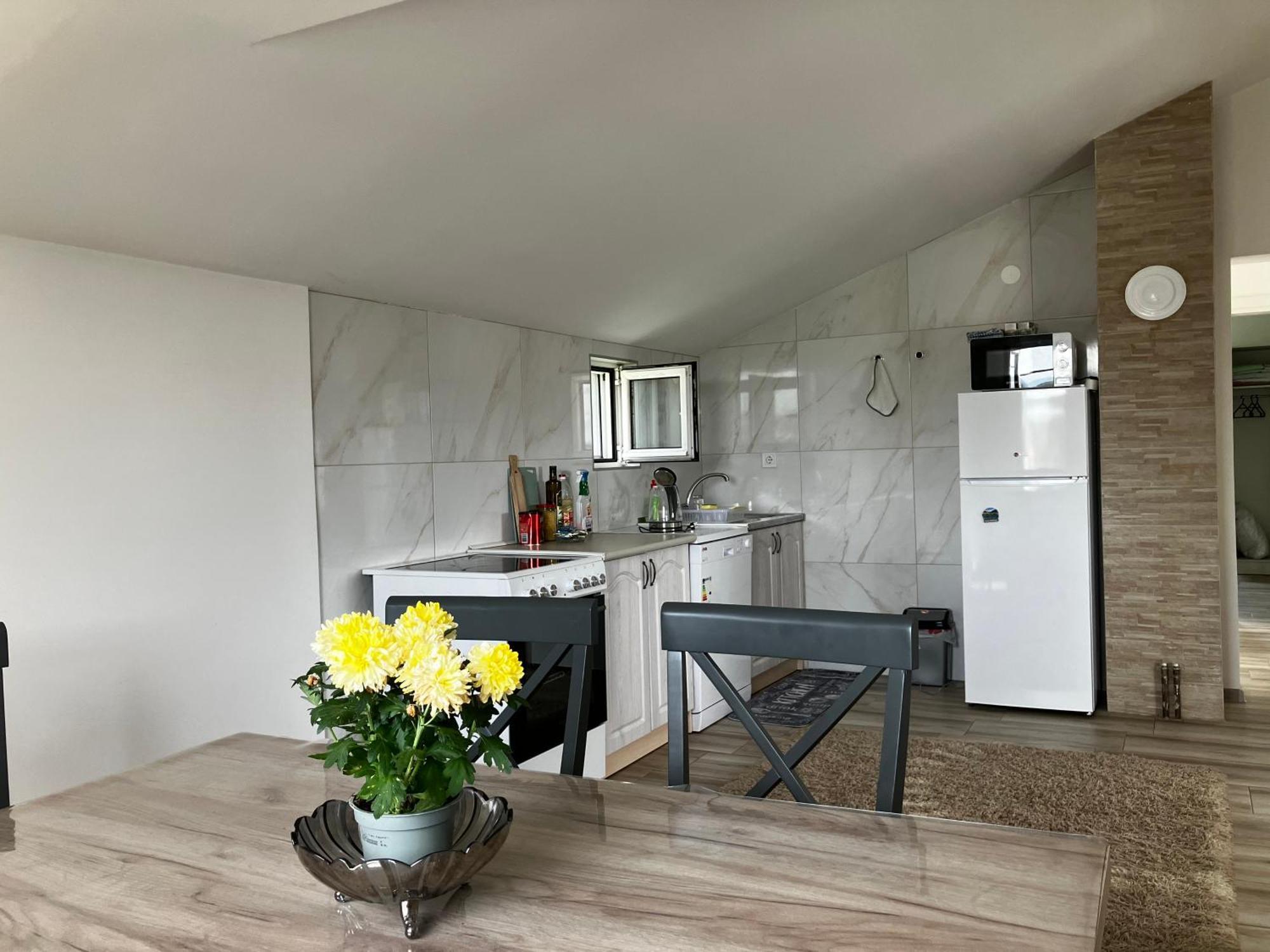 波德戈里察Cozy, Fully Equipped, Free Parking&Wifi, Quiet, 2Bd公寓 外观 照片